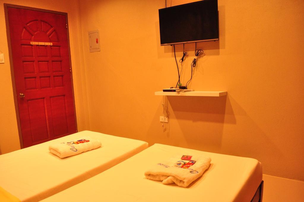 Ceazar'S Place Dauin Bagian luar foto