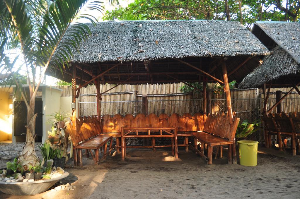 Ceazar'S Place Dauin Bagian luar foto